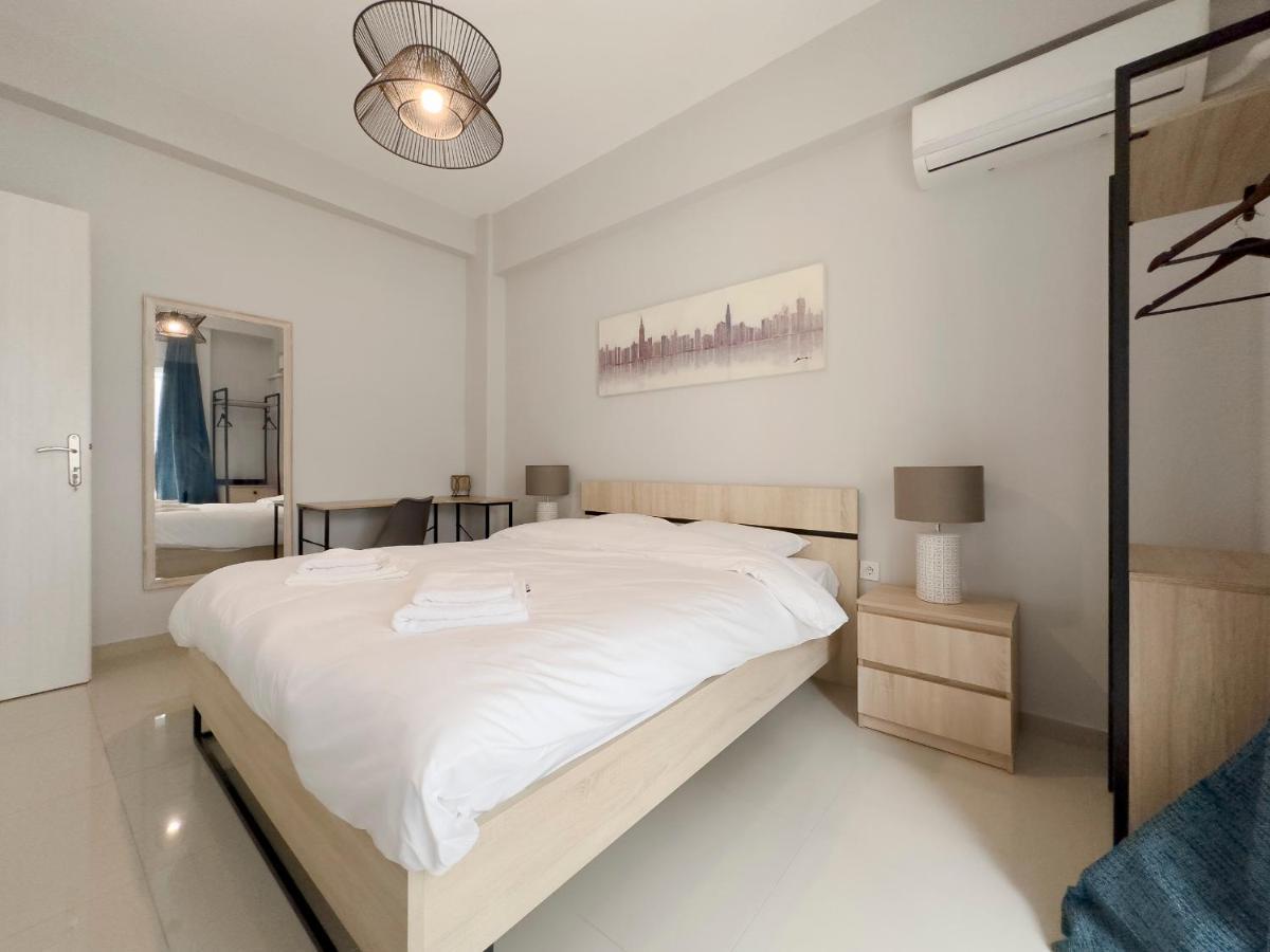 Satovriandou Spacious 128Sqm Apt In Atenas Exterior foto